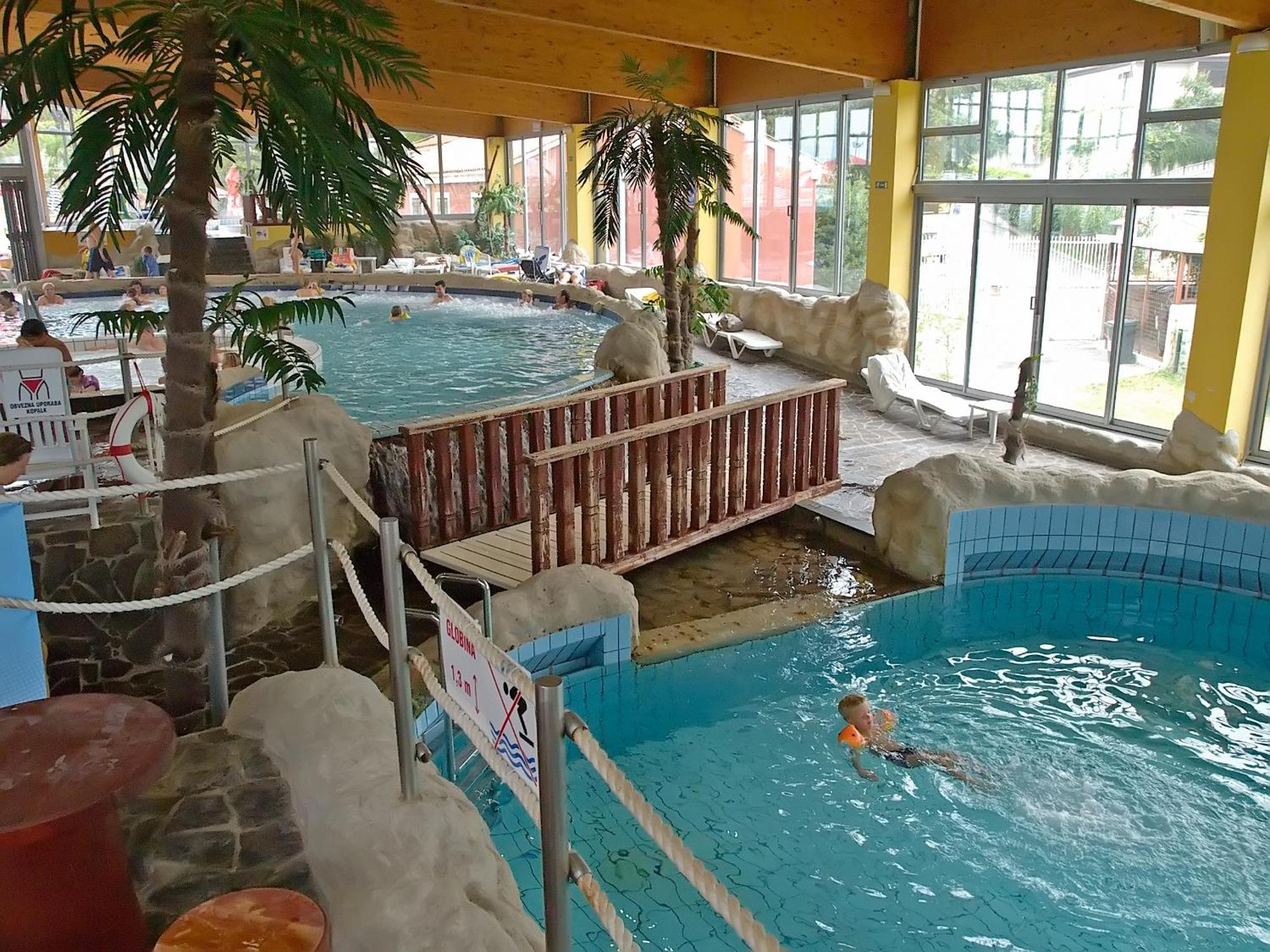 Hotel Aquapark Zusterna Koper Exterior foto