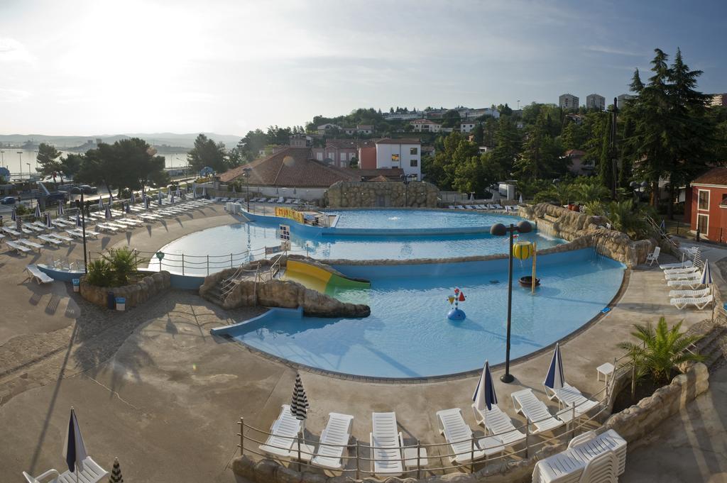 Hotel Aquapark Zusterna Koper Exterior foto